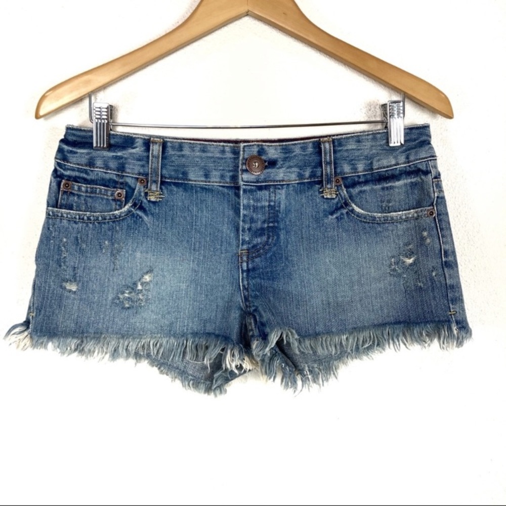 American Eagle AEO Distressed‎ Cut-Off Jean Shorts Button Fly Women’s Sz 4